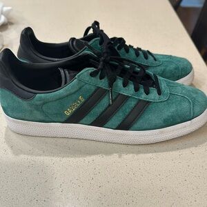 Adidas gazelle tennis shoes